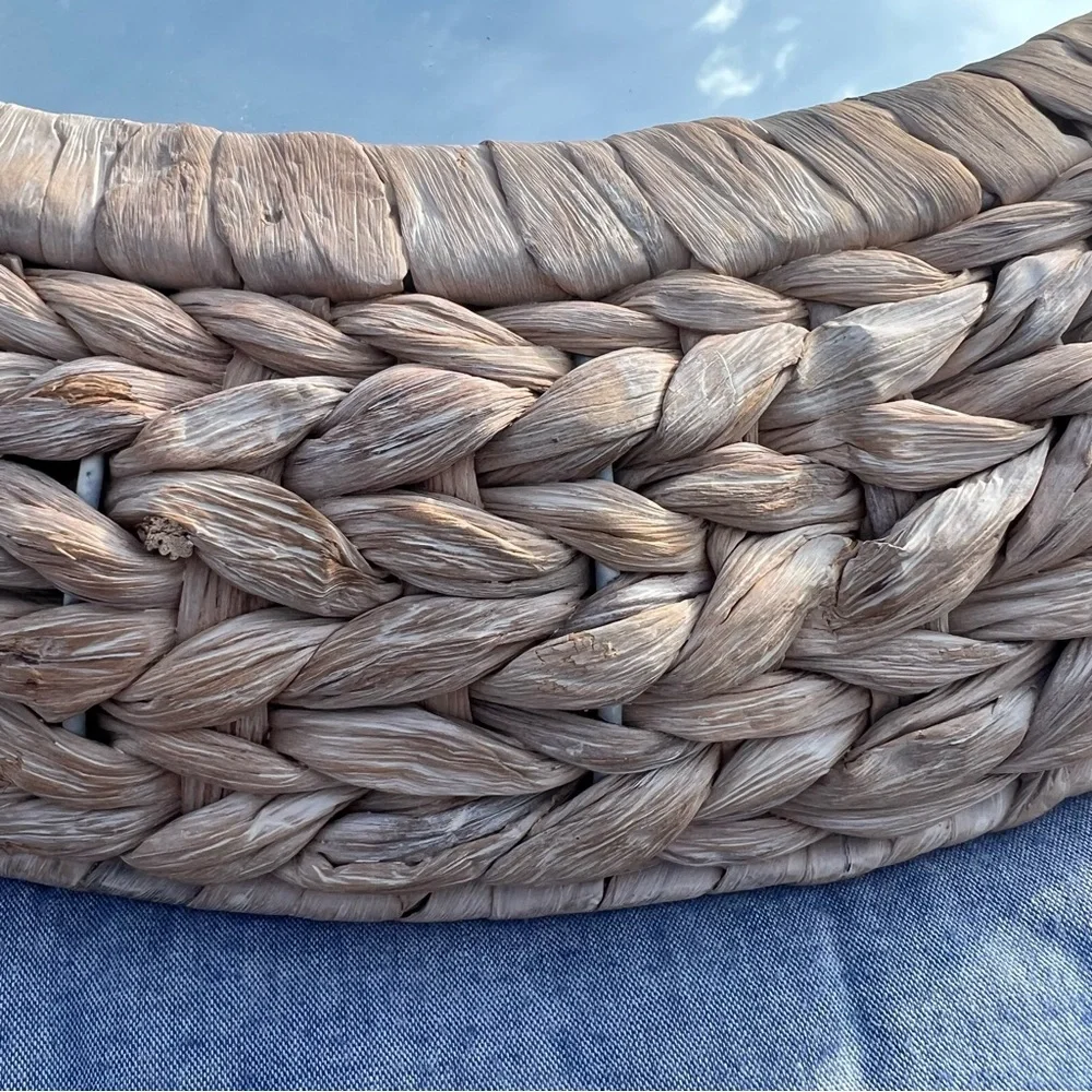 Round Woven Hyacinth Mirror